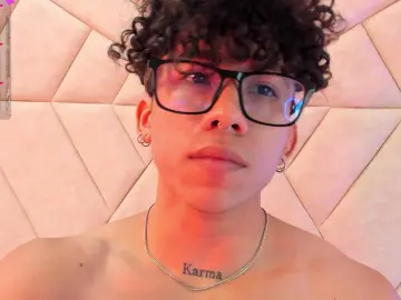 Cam4 Sex Chat of Akaza_