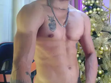 Cam4 Watch Live Sex Cams of Akaza_