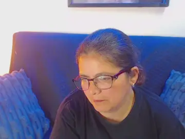 Cam4 Free Live Porn of Linda_banks_