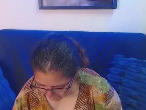 Cam4 Nude Webcam of Linda_banks_