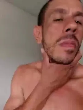 Cam4 Live Porn of Gatohetero37