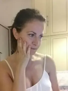 Cam4 Best live sex cam show of Milfona77