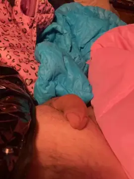 Cam4 Adult Webcams of PufferJacket23