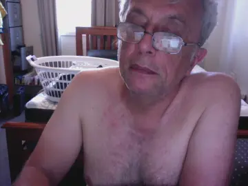 Cam4 Private Sex Chat of Iraj7481