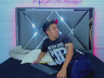 TrioPecadoVI from cam4