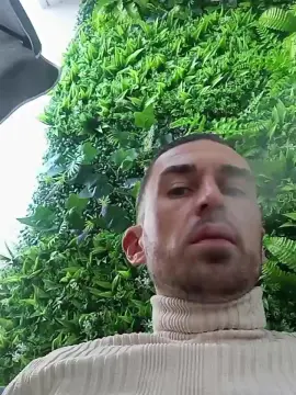 Cam4 Live Sex of HECTOrr1r1