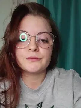 Cam4 Nude Webcam of Peque_Kathe