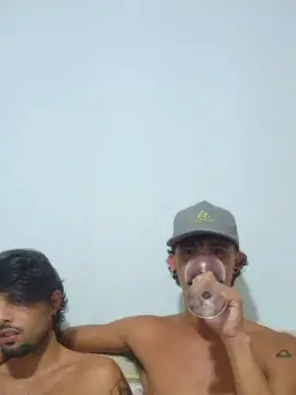 Cam4 Free Live Porn of Levi_Henrique