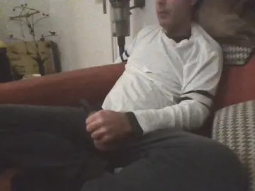 alexstud22cm from cam4