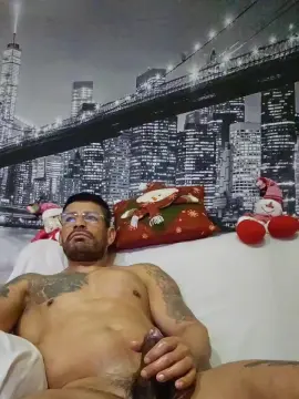 Leonsalvajexxx from cam4