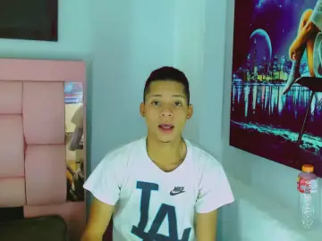 Cam4 Best Webcam of Axel_Marcus