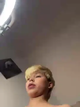 Cam4 Private Sex Chat of Cute_valerie666