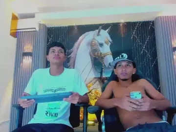 Cam4 Free Live Porn of Dominic_Max