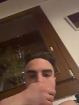 Cam4 Nude Webcam of luchino220