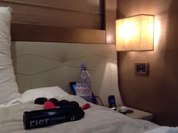 Cam4 Live Sex of cokinmixhot22