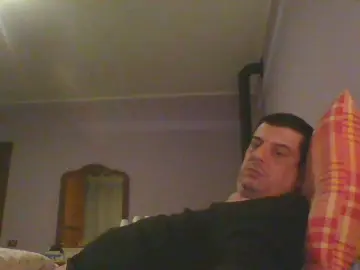 Cam4 Live Porn of Samuelsalvador