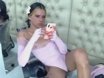 Cam4 Watch Live Sex Cams of katrinnehott