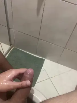 Cam4 Free Live Porn of Rolagrandeeer