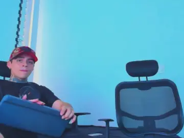 Cam4 Free Porn Cam of max_williamm