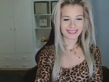 Cam4 Free Live Porn of ClaudiaNature