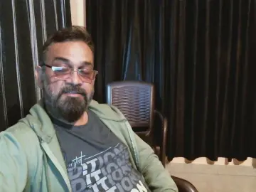 Cam4 Free Porn Cam of bigthickcockdad