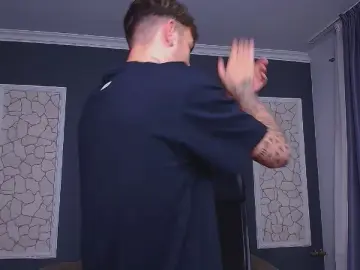 Cam4 Live Porn of BrandonTate