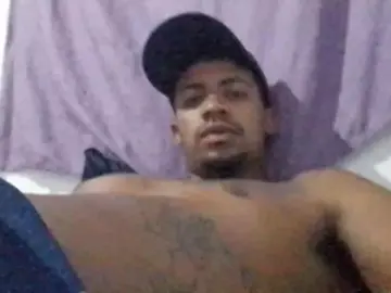 Cam4 Free Live Porn of Threem232