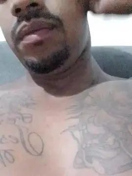 Cam4 Watch Live Sex Cams of Threem232