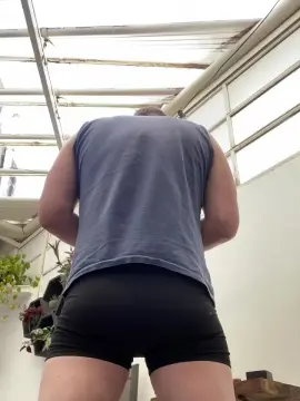 Cam4 Sex Chat of meliydie_Poring