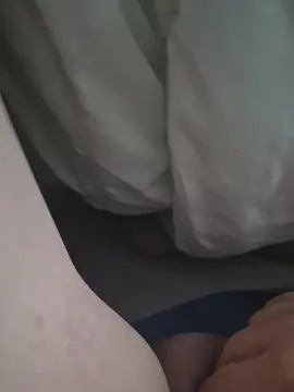 Cam4 Sex Cam of Cricricri85