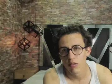 Cam4 Sex Cam of NiklasRavn