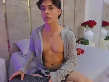 Cam4 Best live sex cam show of BenitoSaenz