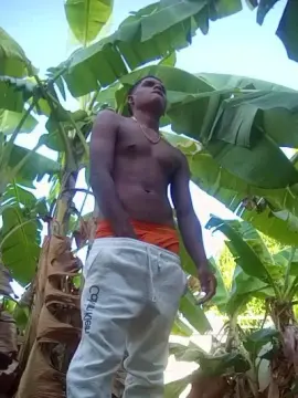 Blackmasterpiss from cam4