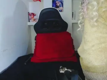 Cam4 Watch Live Sex Cams of Charis_21