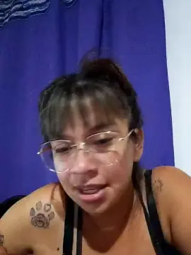 luchytet44 from cam4