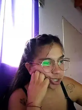 Cam4 Live Porn of luchytet44