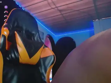 Cam4 Nude Webcam of Adam_Hudsond