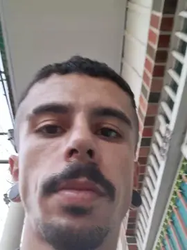 Cam4 Free Porn Cam of aaronbigdickxxx