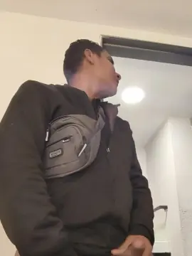 Cam4 Sex Chat of andres11295786