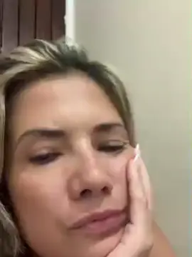 Cam4 Private Sex Chat of Luizahf