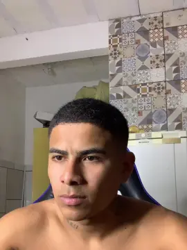 Cam4 Adult Webcam of MARENTO23CMM