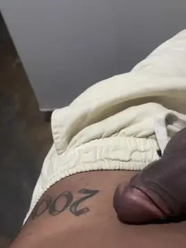 Cam4 Adult Video Chat of Pau_preto00