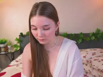 Cam4 Nude Webcam of AlodieFitt