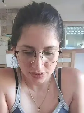 Cam4 Live Sex of LolatuMiel