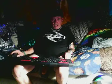 Cam4 Live Porn of biteme69691