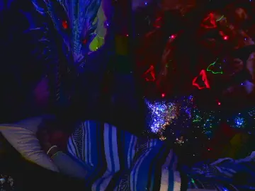 Cam4 Watch Live Sex Cams of biteme69691