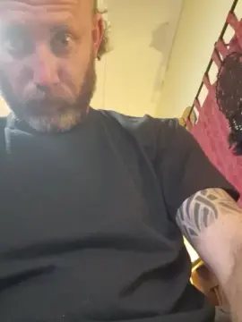 Cam4 Adult Webcam of Mrrightnow881