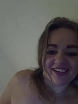 Chaud_show from cam4