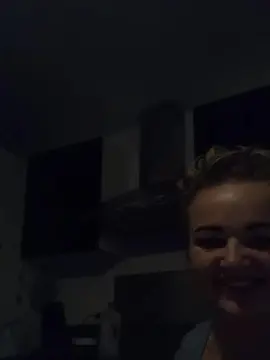 Cam4 Live Sex Cam of Chaud_show