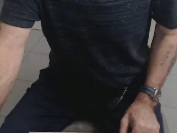 Cam4 Live Porn of loups3